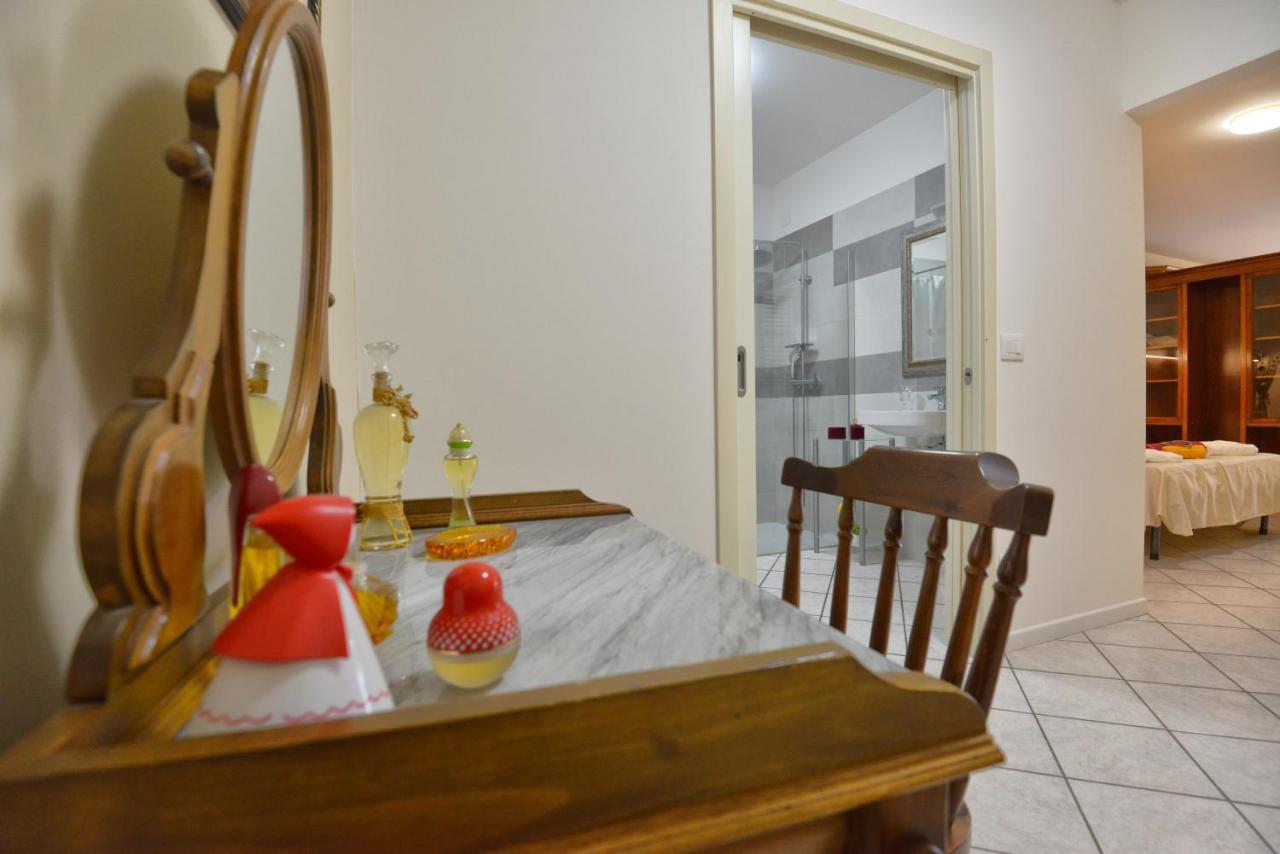 Antiche Mura Casa Vacanze Puegnago Eksteriør billede